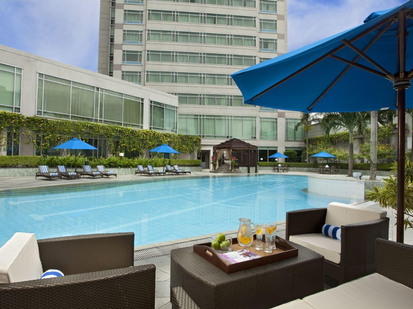 Ascott Makati Hotel Makati City Kültér fotó